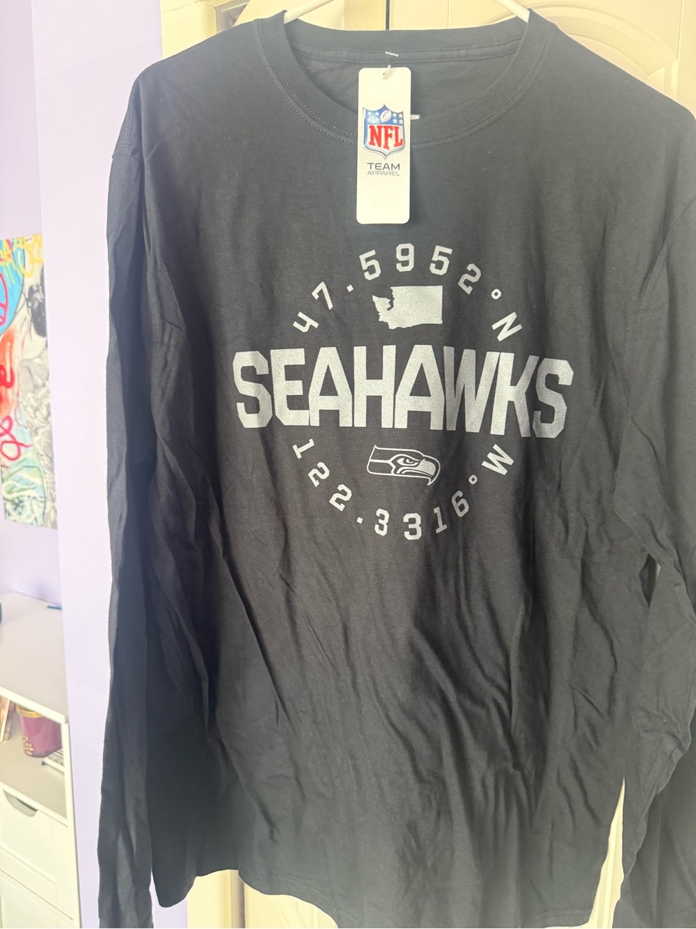 NFL Seahawks Long Sleeve Tee in Black